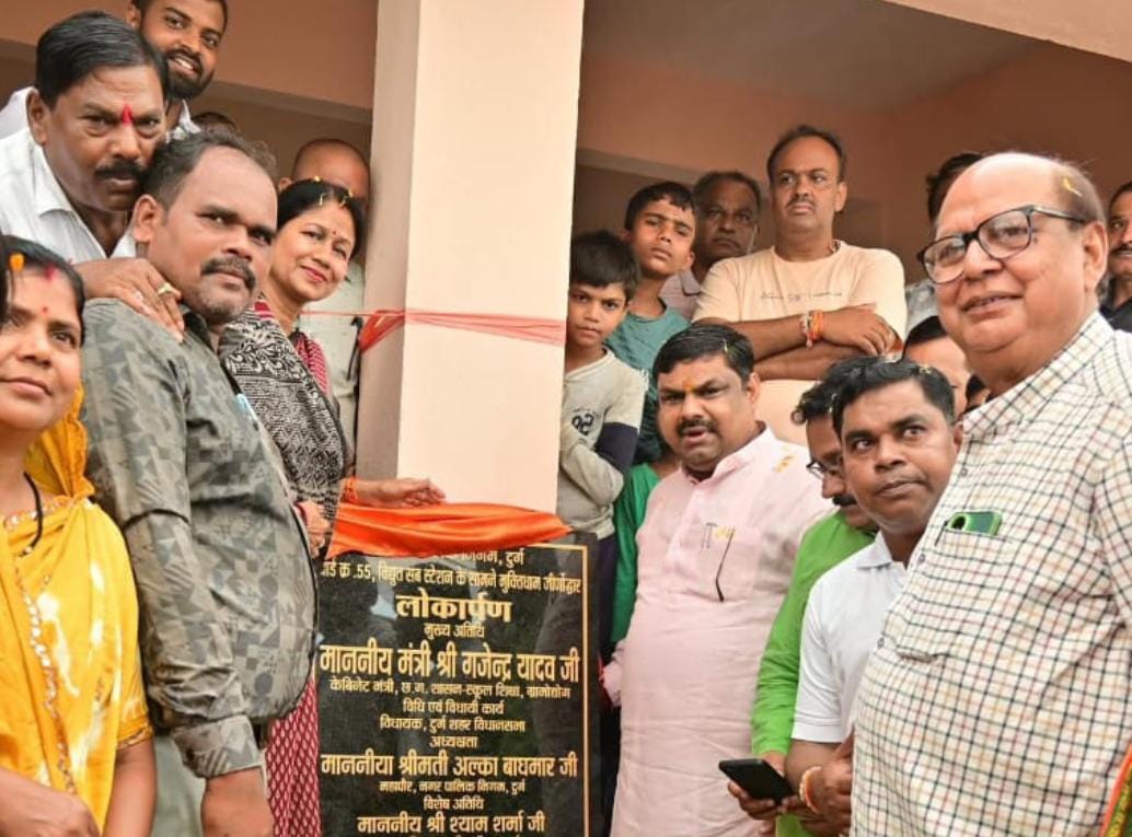 पुलगांव मुक्तिधाम परिसर में 31.49 लाख की लागत से बने शेड एवं प्रतीक्षालय का लोकार्पण