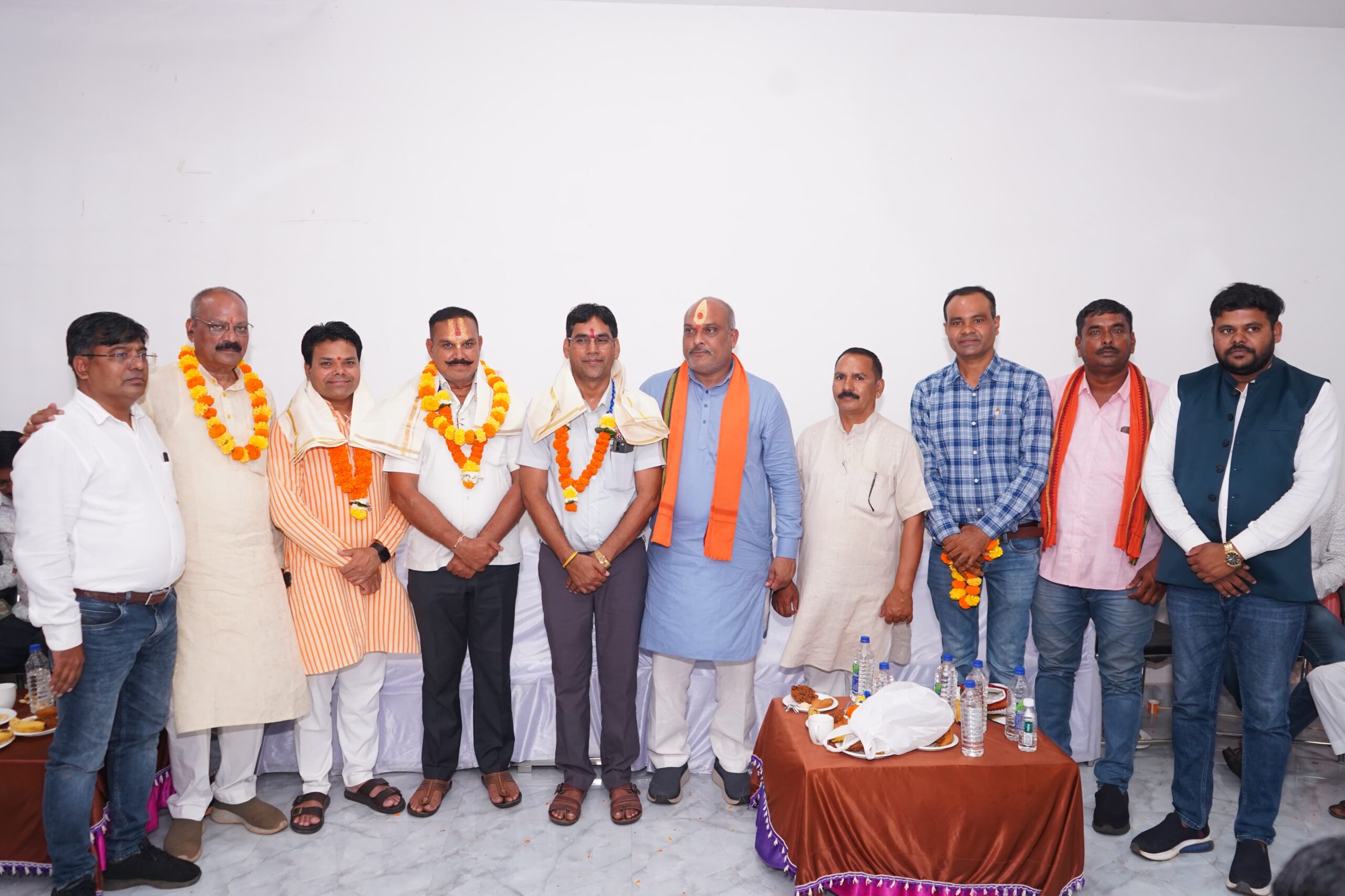 दुर्ग ग्रामीण विधायक ललित चंद्राकर ने चंद्रनाहु कुर्मी समाज के नवनिर्वाची पदाधिकारियों का किया सम्मान