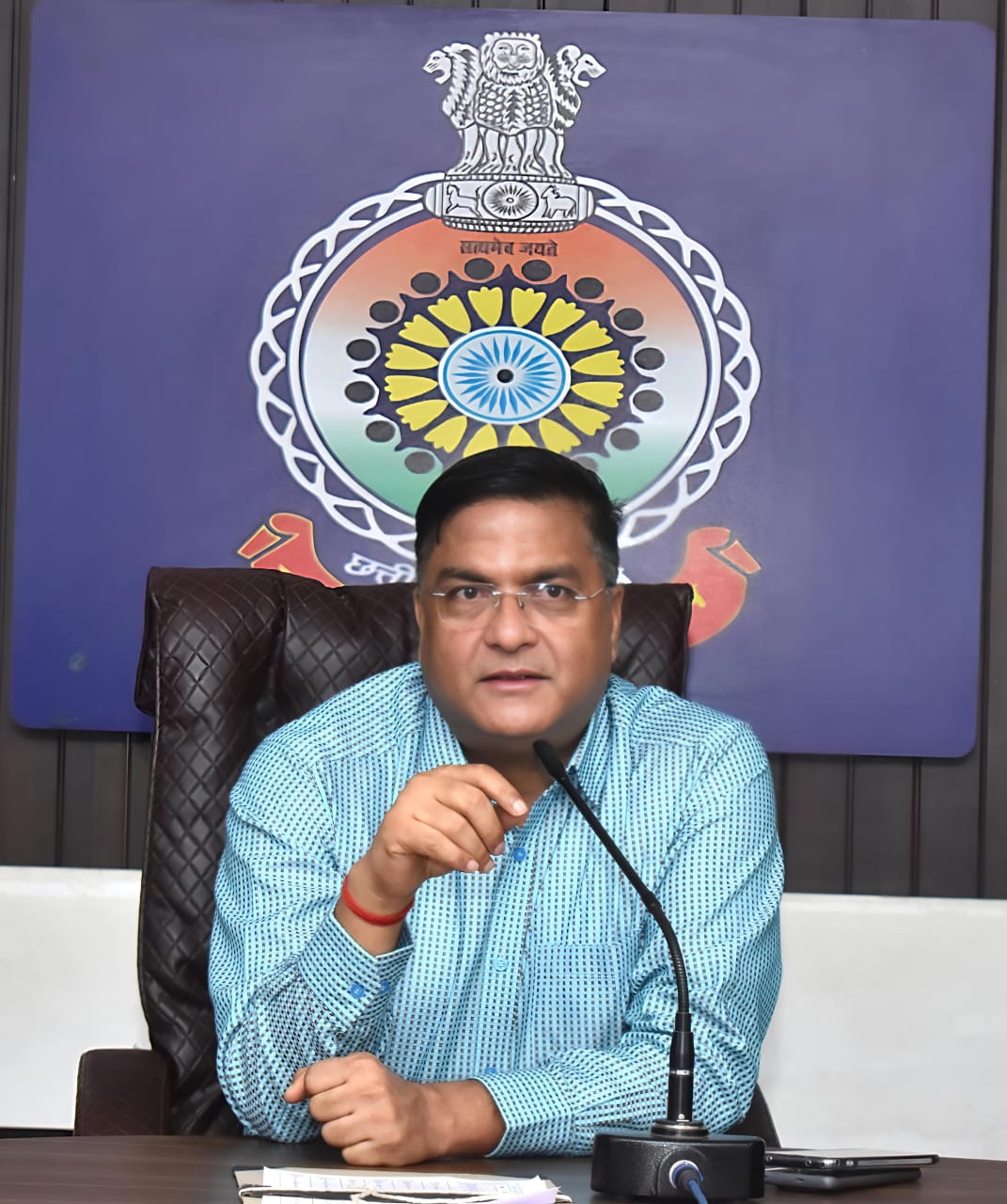 निगरानी और गुण्डा बदमाशों पर सतत नजर रखने दिए निर्देश — एसएसपी विजय अग्रवाल ने की समीक्षा बैठक
