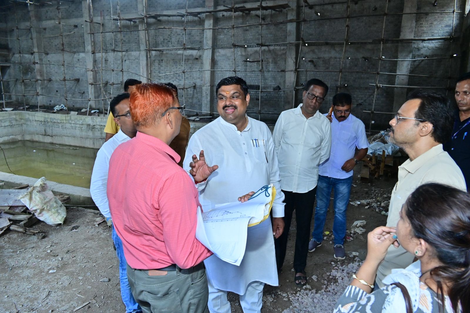 केबिनेट मंत्री गजेन्द्र यादव की पहल से दुर्ग में तैयार हो रहा स्विमिंग पुल