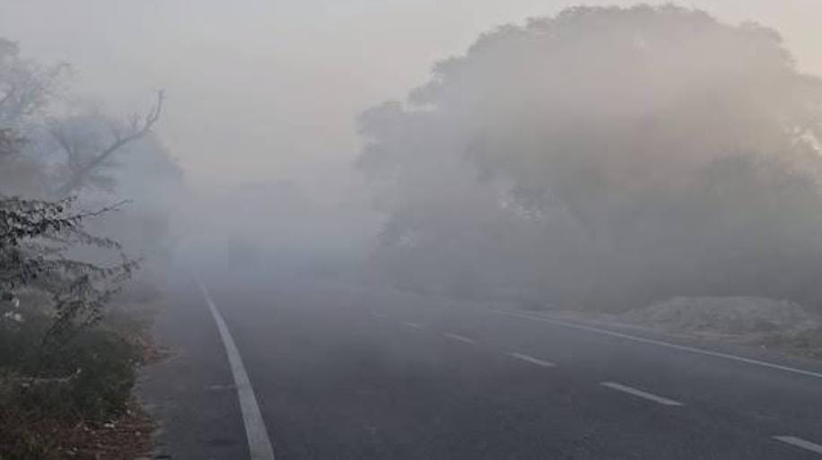 ठंड का असर: दुर्ग जिले में स्कूलों की समय-सारणी बदली, 15 जनवरी तक लागू