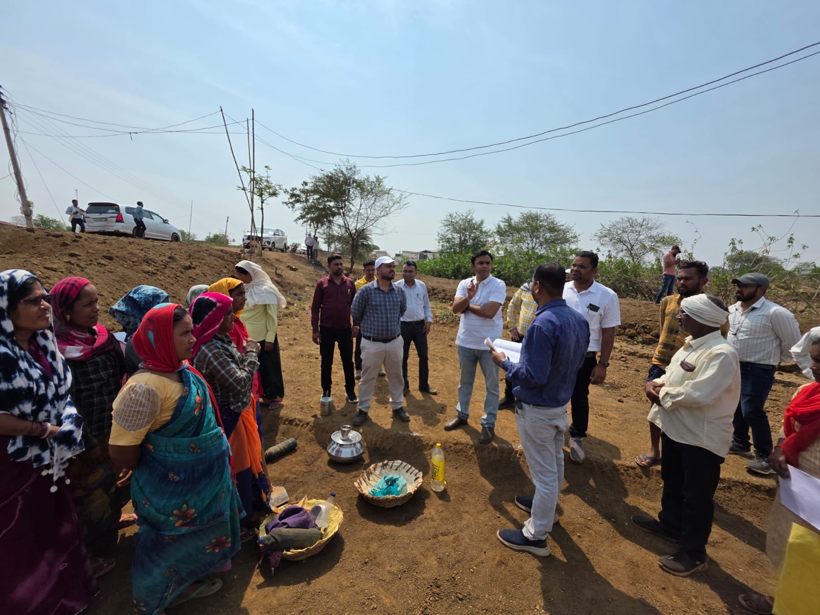 दुर्ग जिला पंचायत CEO का सख्त एक्शन मोड — गांवों में विकास कार्यों की जमीनी हकीकत का निरीक्षण